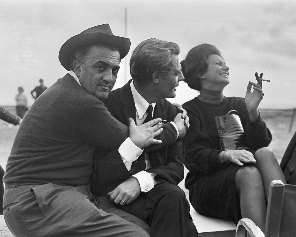 Mastroianni com Federico Fellini e Sophia Loren