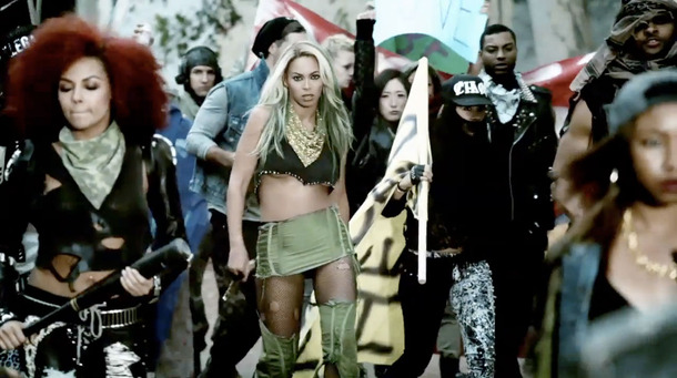 "Superpower": Beyoncé é uma manifestante black-block