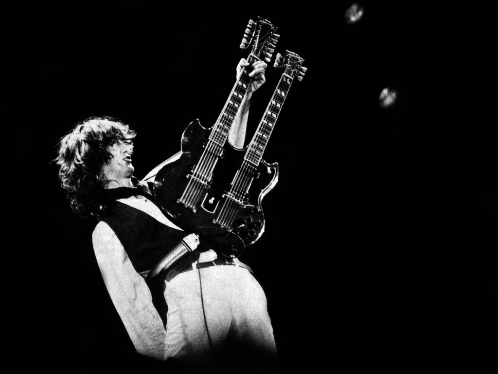 Jimmy_Page_-_A.R.M.S._Concert,_Oakland,_Ca._1983
