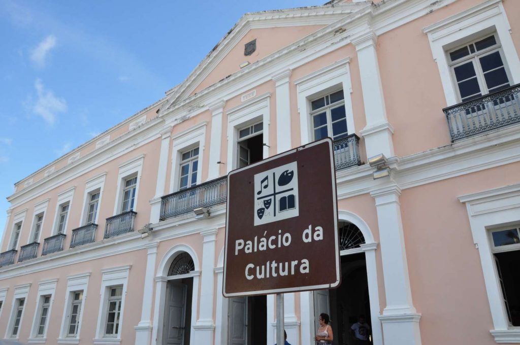 A Pinacoteca Potiguar fica na Praça Sete de Setembro, na Cidade Alta
